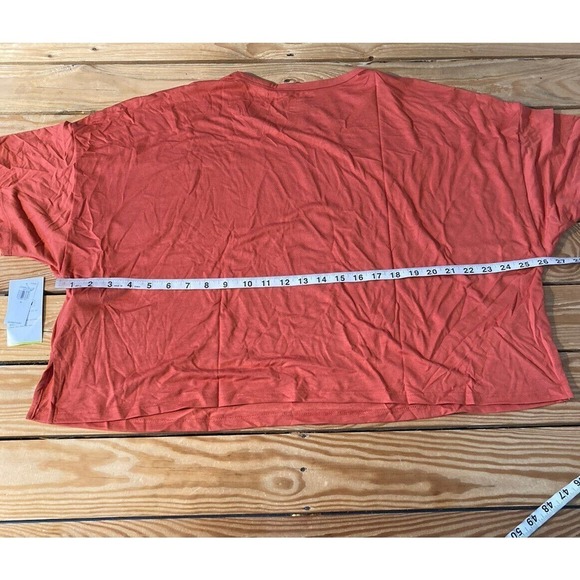NWT Old Navy Active Fueled by Sunshine Statement T Shirt Size XL Women’s Coral - Picture 7 of 7